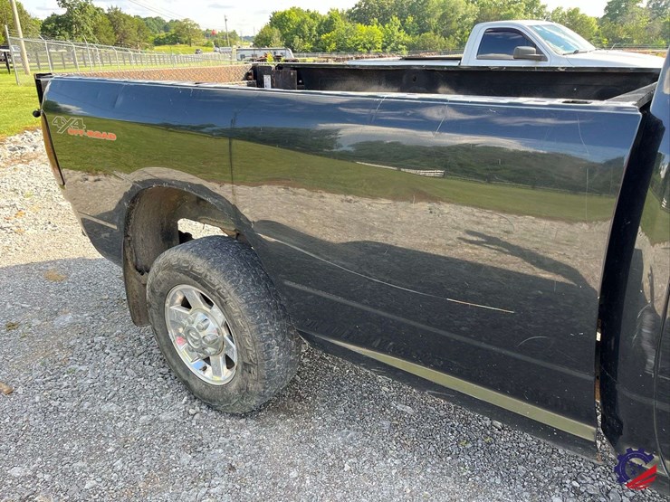 2011-dodge-ram-2500-image-25