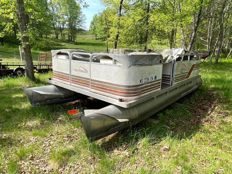 #502-•-northwood-pontoon-with-motor-(no-title)-(spring-brook,-wi)-image-1