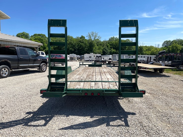 #452-•-2018-load-trail-20'-tandem-axle-trailer-20'-flatbed-trailer-(has-mn-title)-(helenville,wi)-image-6