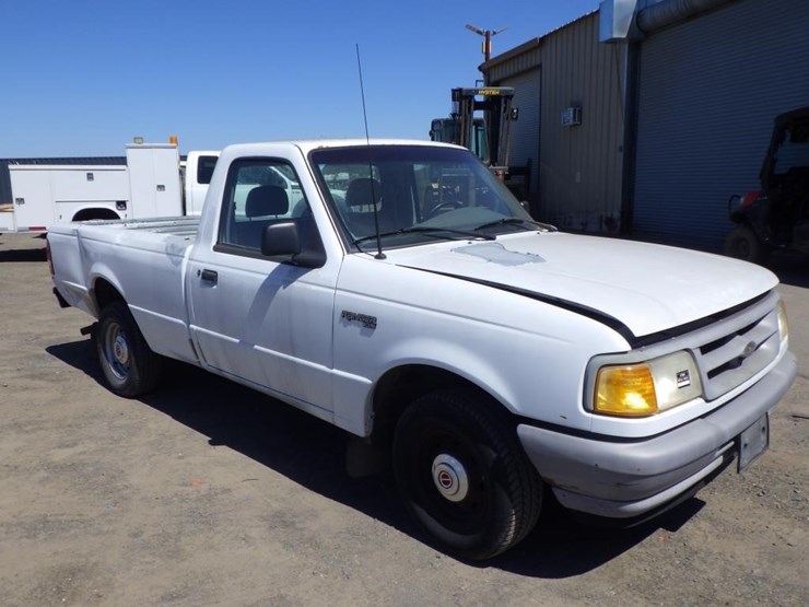 1995-ford-ranger-image-3