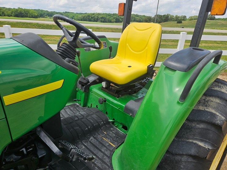 john-deere-4600-image-25