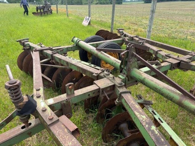 john-deere-14-image-15