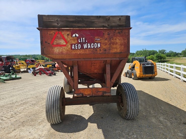 m&w-little-red-wagon-image-4