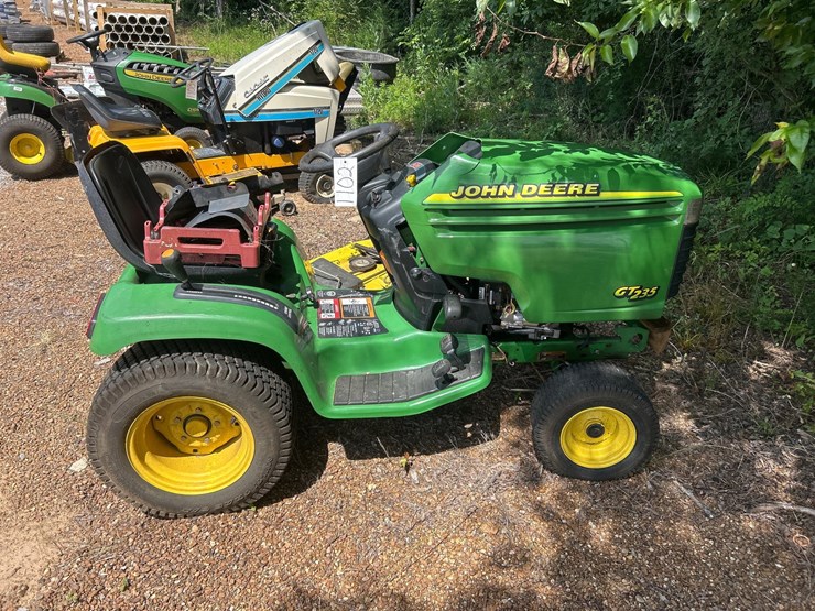 john-deere-gt235-image-1