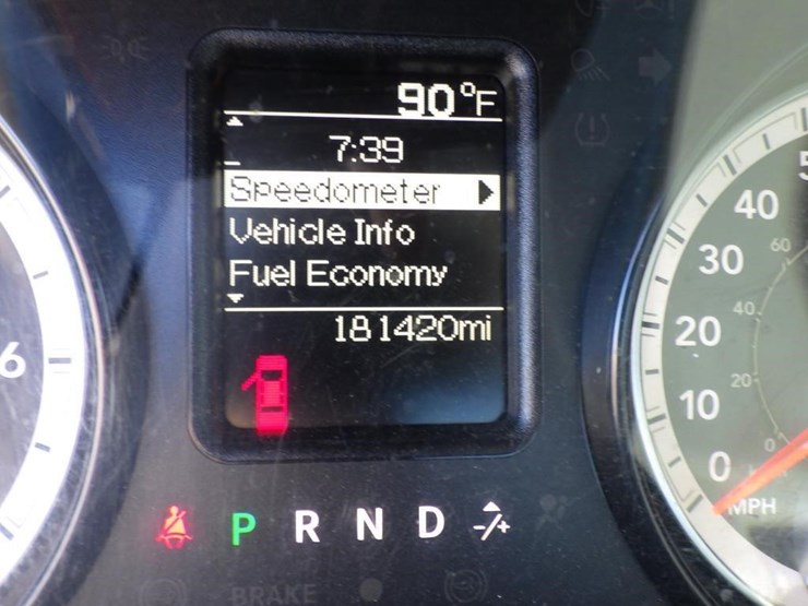 2016-dodge-1500-image-13
