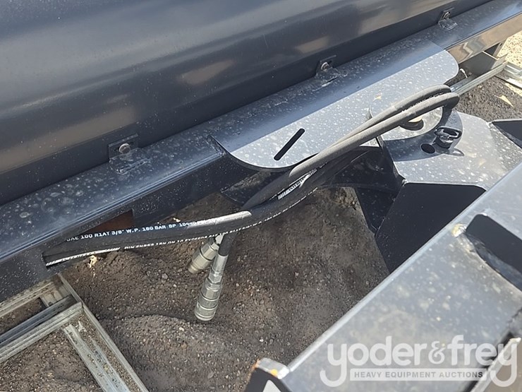 unused-jct-84"-angle-broom-to-suit-skidsteer-image-10