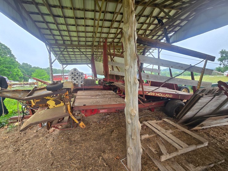 new-holland-1002-image-2