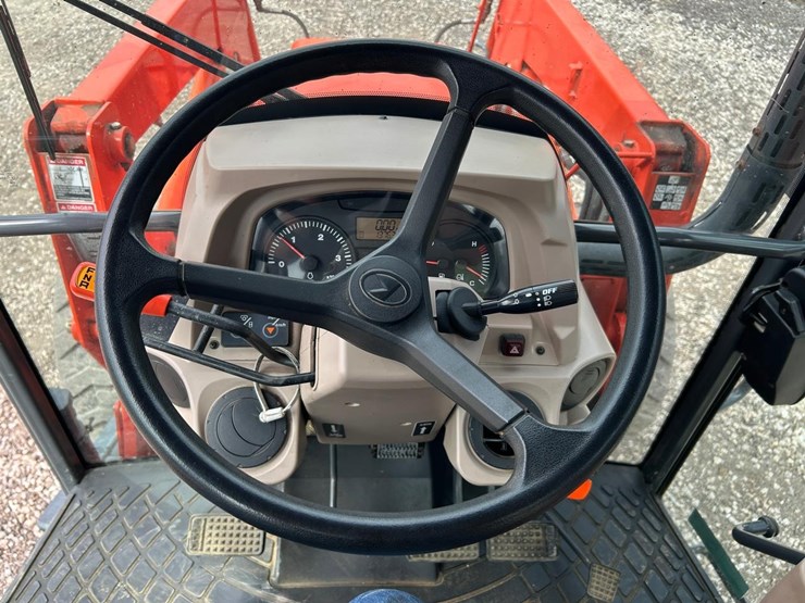 kubota-m7040d-image-21