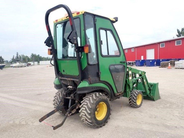 2011-john-deere-1023e-image-3