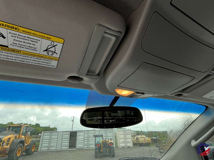 2004-nissan-titan-image-51