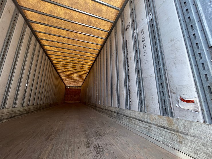 #416-•-2011-wabash-semi-trailer-(has-wi-title)-(denmark,-wi)-image-15