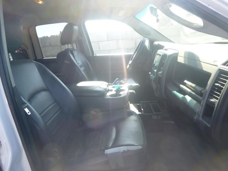 2014-dodge-ram-1500-image-18