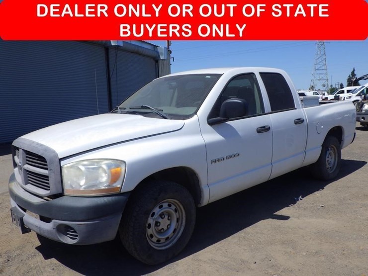 2006-dodge-ram-1500-image-1