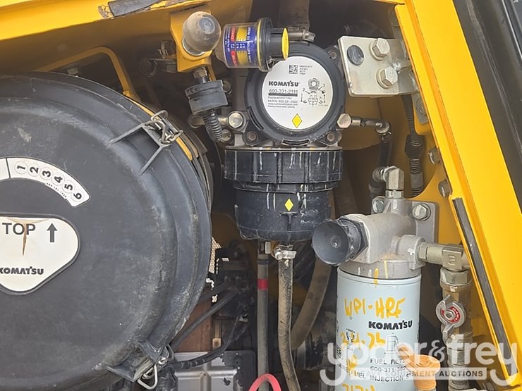 2022-komatsu-d61px-24-image-35