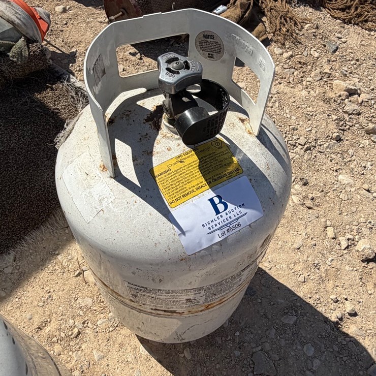 #5506 • Propane Tank