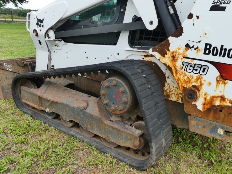 2016-bobcat-t650-image-11