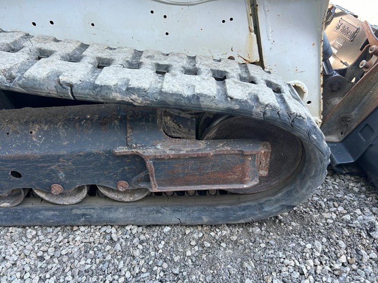 2019-bobcat-t550-image-14