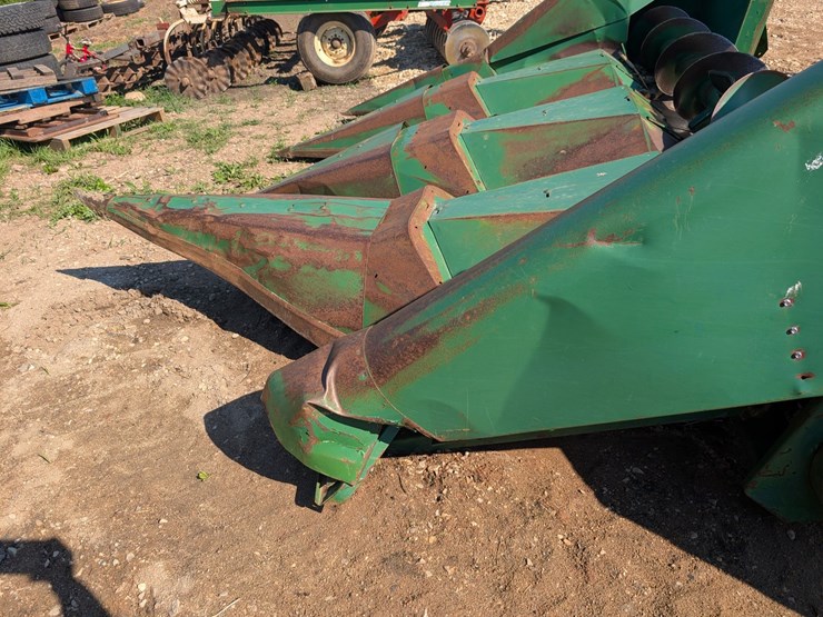john-deere-444-image-7