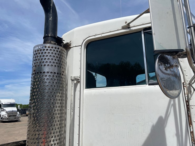1988-kenworth-t800-image-47