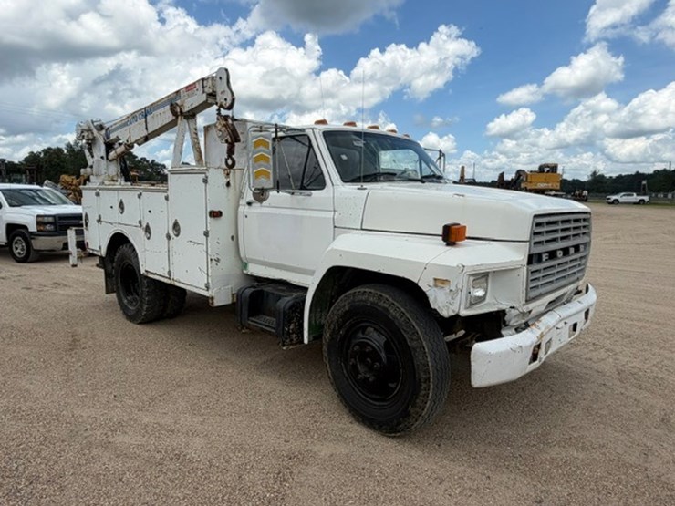 1984-ford-f600-image-2