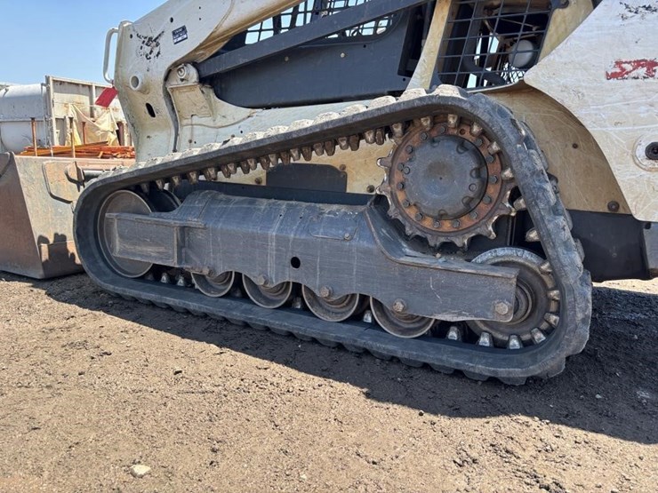 2016-bobcat-t590-image-17