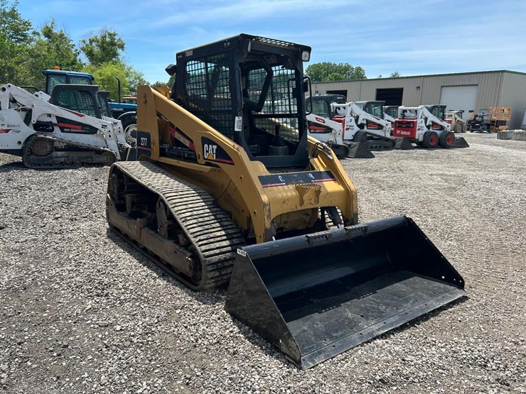 caterpillar-277-image-6