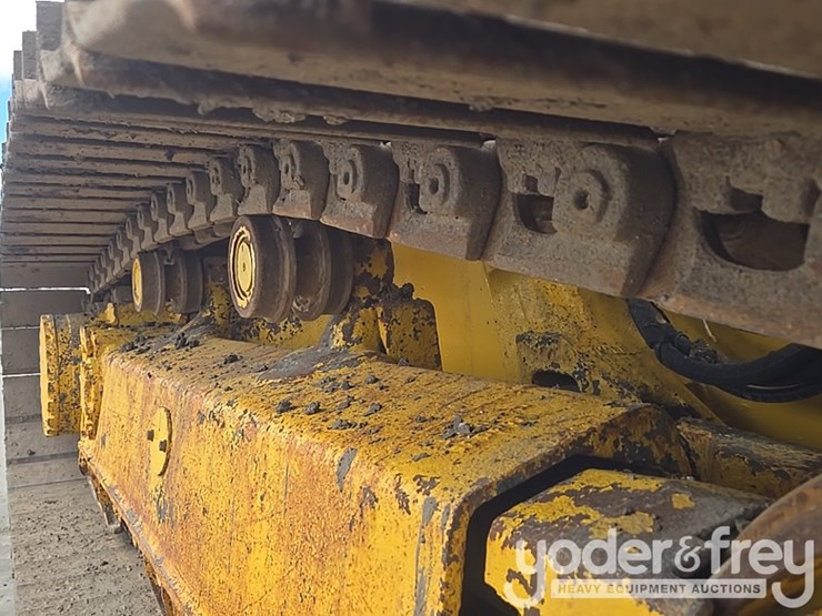 2018-komatsu-d61px-24-image-15