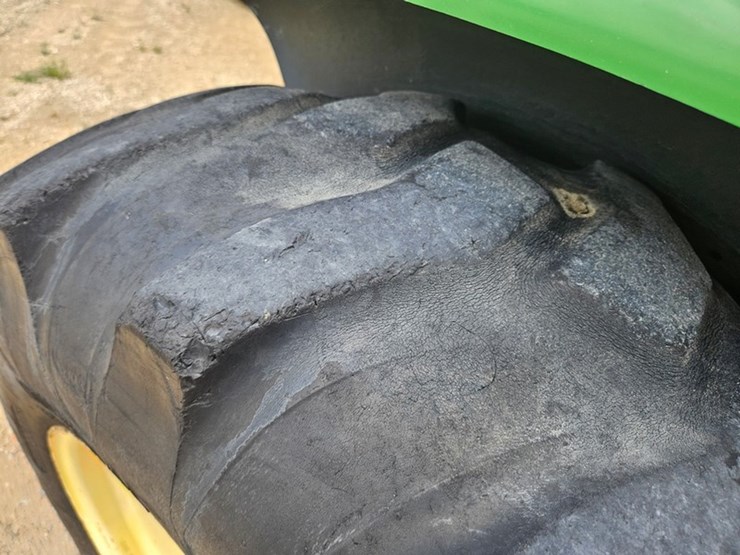 john-deere-4600-image-31