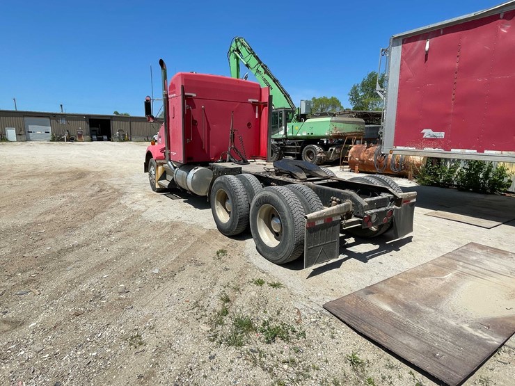 2004-kenworth-t800-image-7