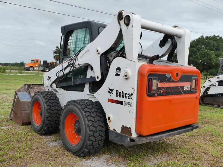 2014-bobcat-s770-image-8