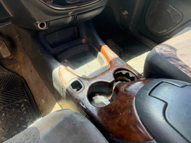 2004-toyota-tundra-image-47