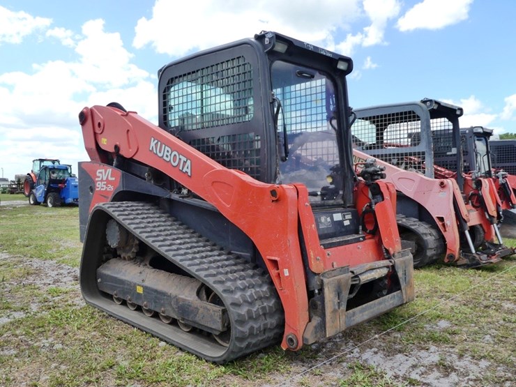 2016-kubota-svl95-2s-image-2