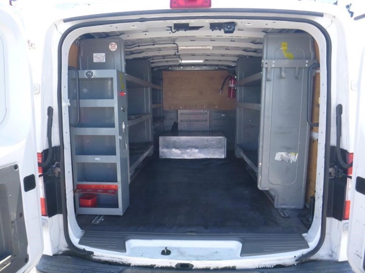 2018-nissan-nv2500-image-8