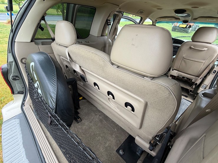 2001-ford-windstar-image-16