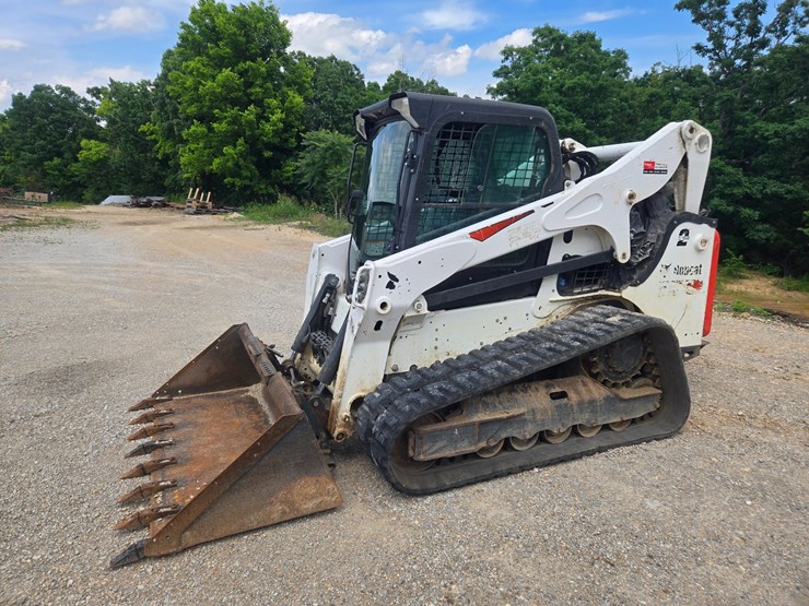 2020-bobcat-t770-image-3