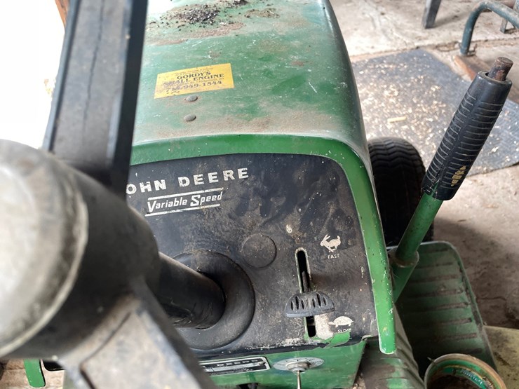 john-deere-110-image-18