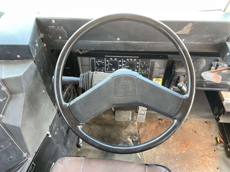 1997-international-3800-image-11