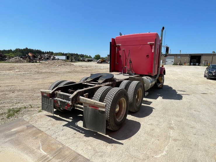2004-kenworth-t800-image-5