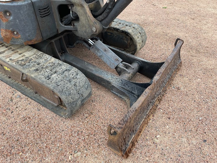 2020-bobcat-e32i-image-11