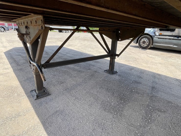 #410-•-2013-stoughton-semi-trailer-(has-wi-title)-(denmark,-wi)-image-10