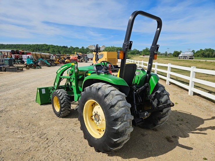 john-deere-4600-image-37