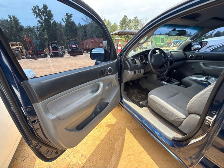 2006-toyota-tacoma-image-6