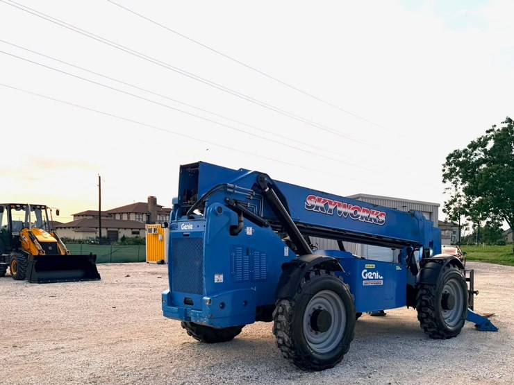 2019-genie-gth1056-image-7