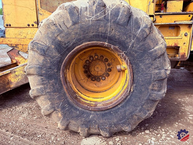 1993-deere-548e-image-72