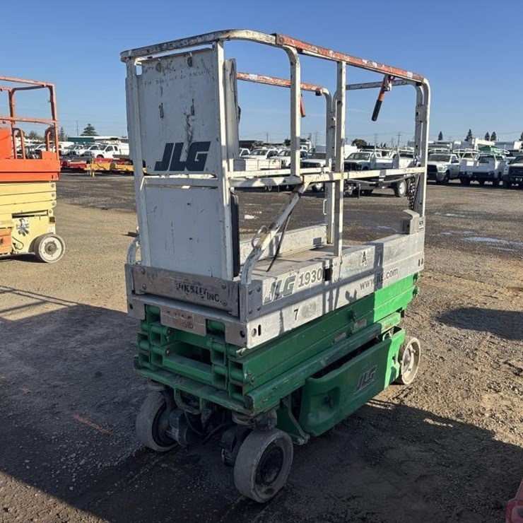 2006 JLG 1930ES