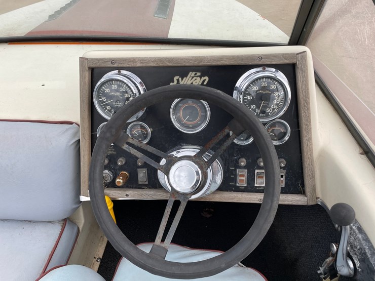 #505-•-1987-sylvan-19'-boat-with-trailer-(no-title/reg.-card)-(mosinee,-wi)-image-20