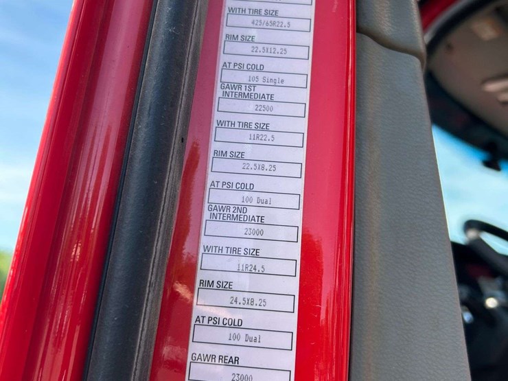 2020-kenworth-t880-image-94