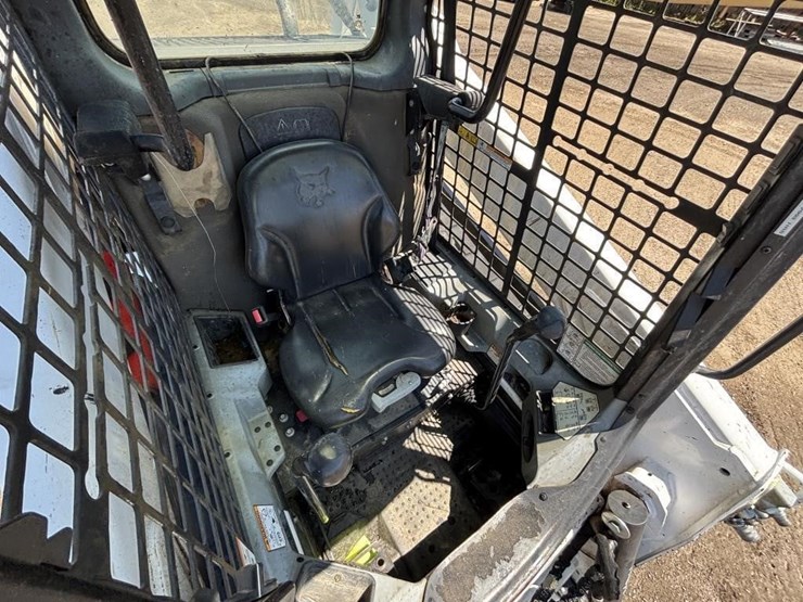 2019-bobcat-t595-image-18