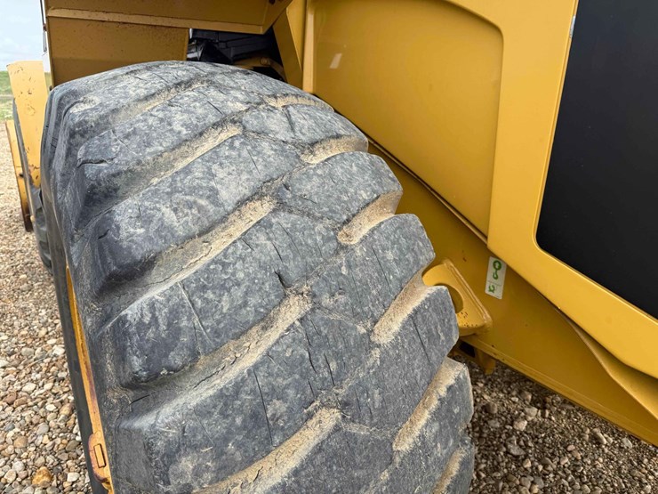 caterpillar-950g-image-18