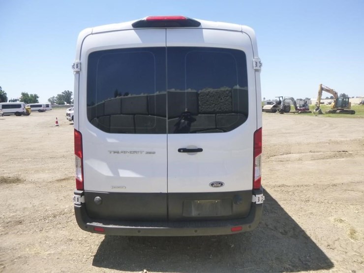 2020-ford-transit-image-15